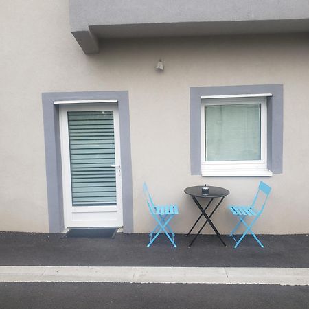 Studio Le Puy-En-Velay Bagian luar foto